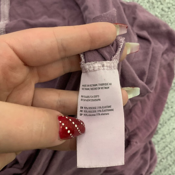 Lantern Sleeve Cut Out Top - Picture 4 of 4